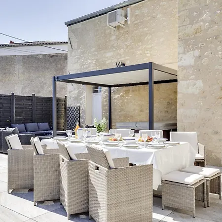 Hotell La Pepite Piscine, Massage Et 5*