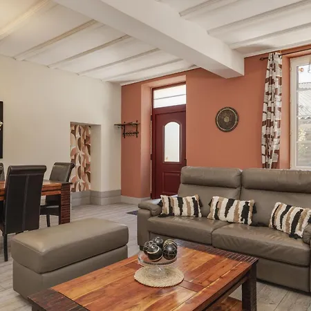 La Pepite Piscine, Massage Et Hotell Gauriaguet