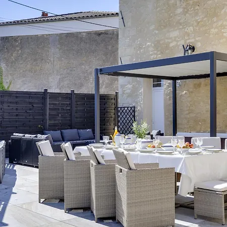 Hotell La Pepite Piscine, Massage Et