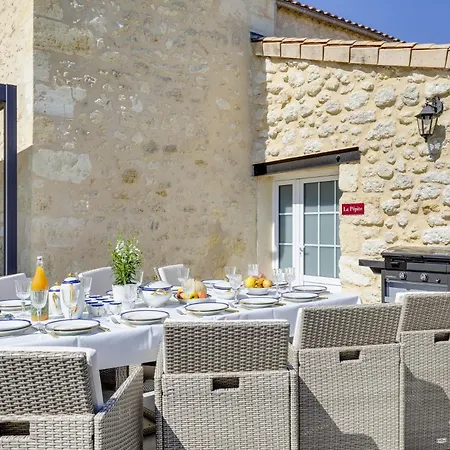 Hotell La Pepite Piscine, Massage Et 5*